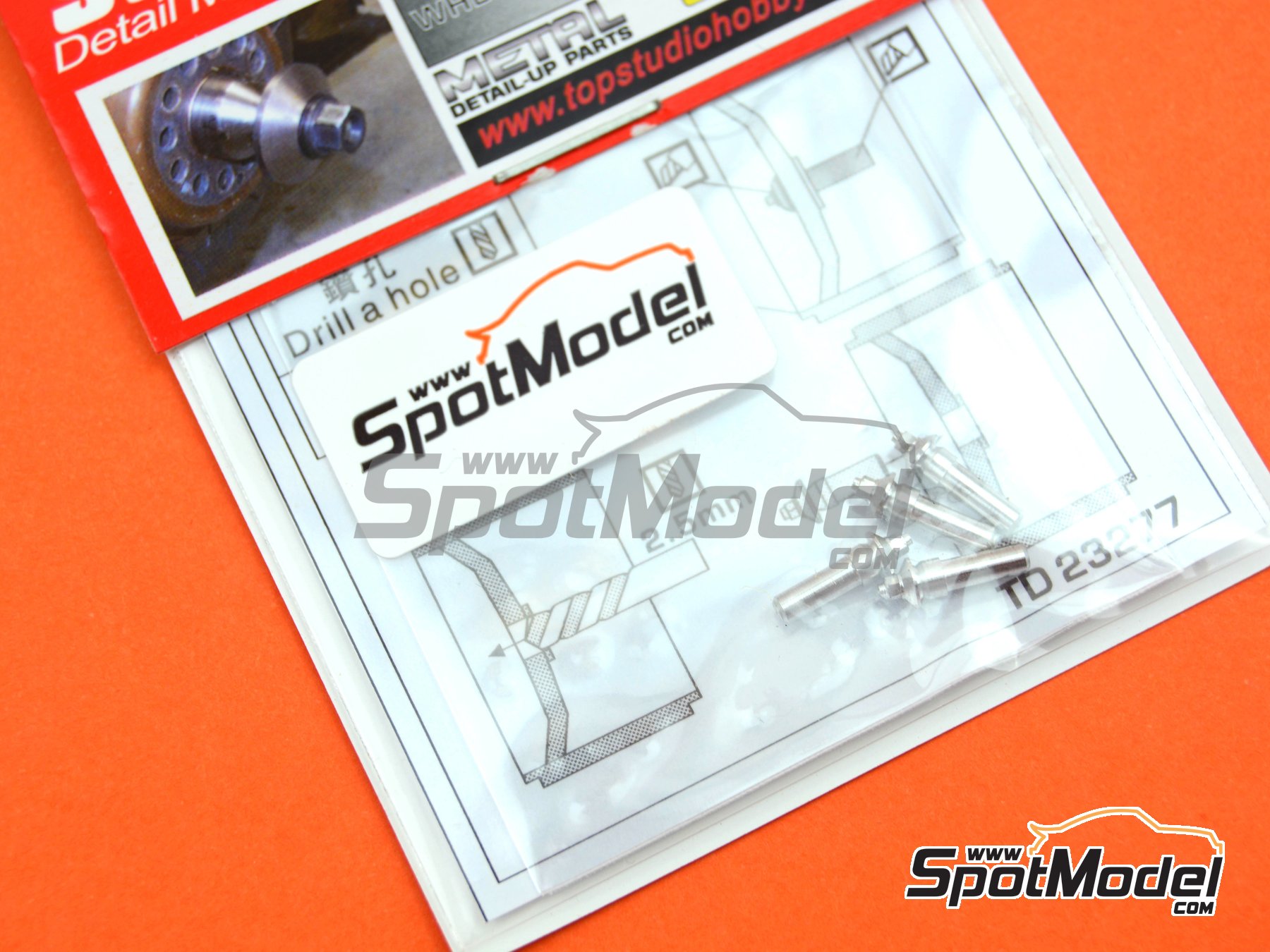 Image 9: Mercedes Sauber C9 Wheel Center Lock Nuts | Nuts in 1/24 scale manufactured by Top Studio (ref. TD23277)