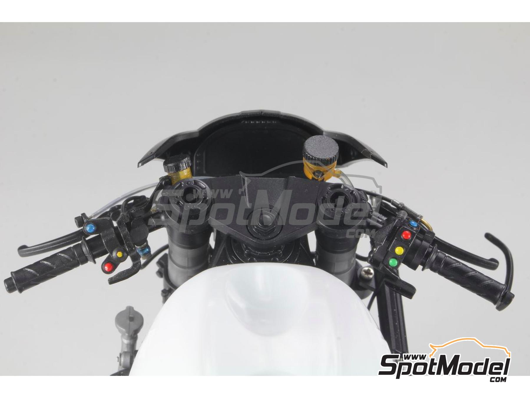 Image 8: Suzuki GSX-RR | Set de mejora y detallado en escala&nbsp;1/12 fabricado por Top Studio (ref.&nbsp;TD23284)