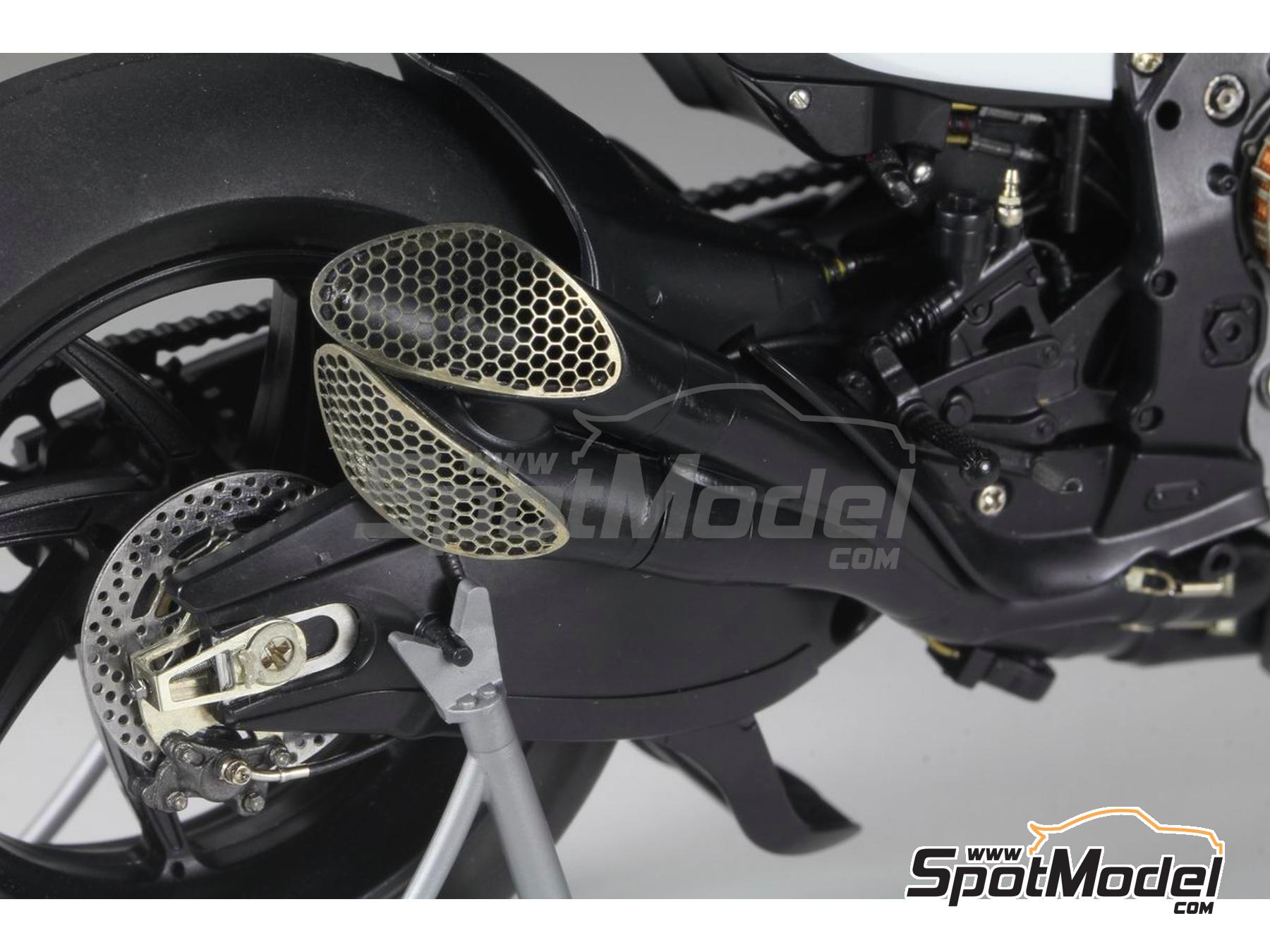 Image 12: Suzuki GSX-RR | Set de mejora y detallado en escala&nbsp;1/12 fabricado por Top Studio (ref.&nbsp;TD23284)