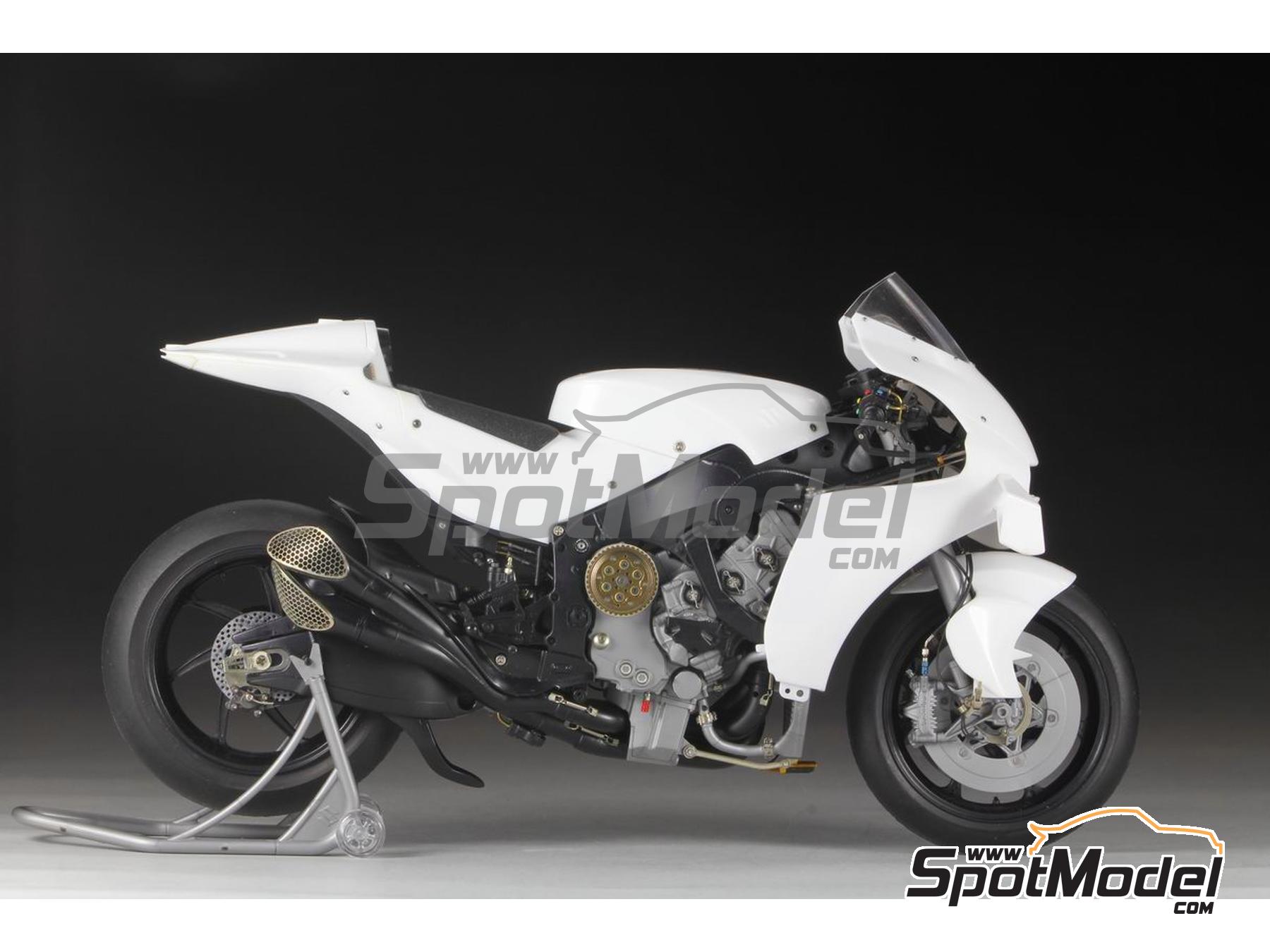 Image 14: Suzuki GSX-RR | Set de mejora y detallado en escala&nbsp;1/12 fabricado por Top Studio (ref.&nbsp;TD23284)
