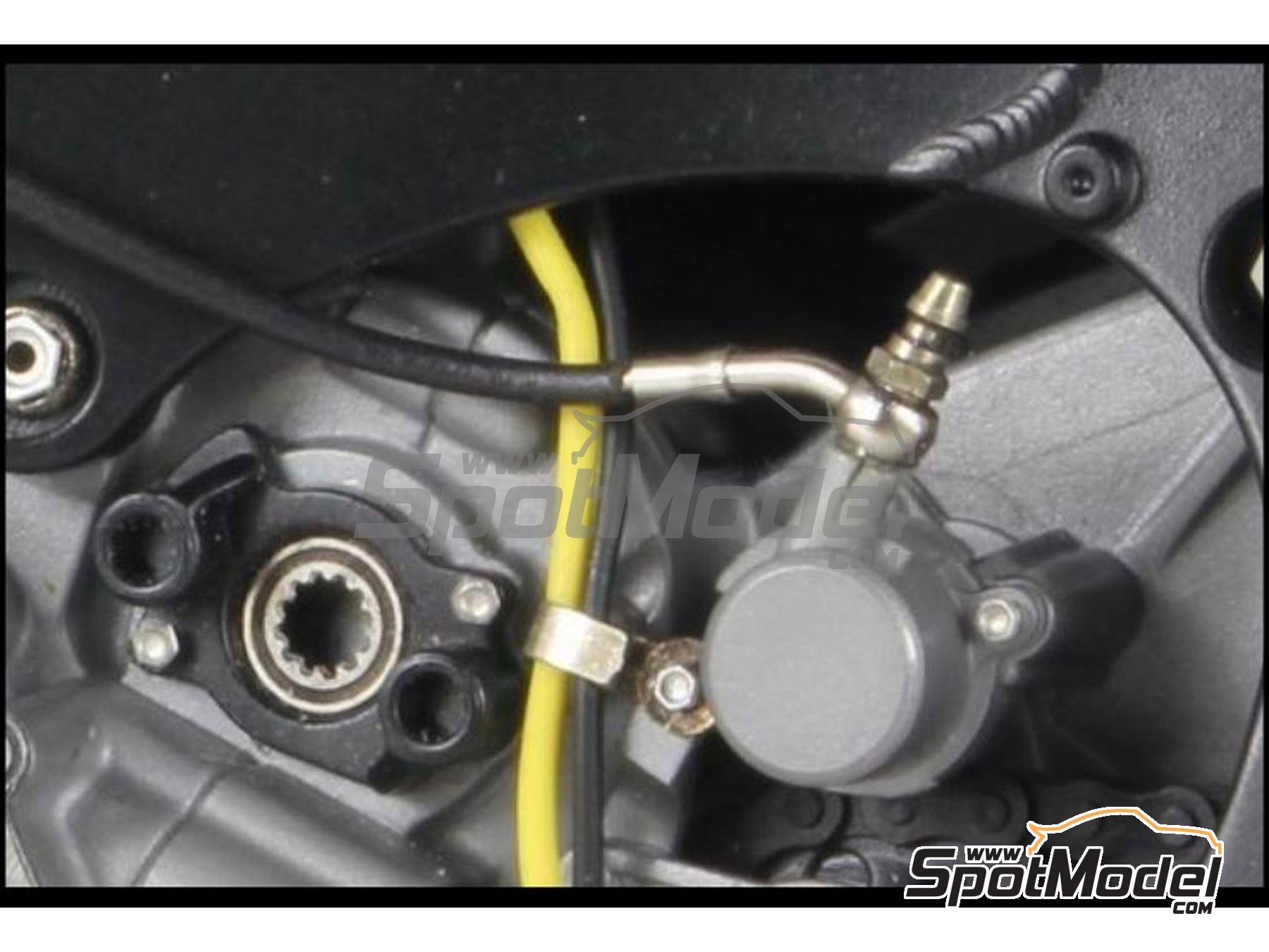 Image 2: Línea de freno trasero y línea de embrague de MotoGP | Detalle en escala 1/12 fabricado por Top Studio (ref. TD23303)