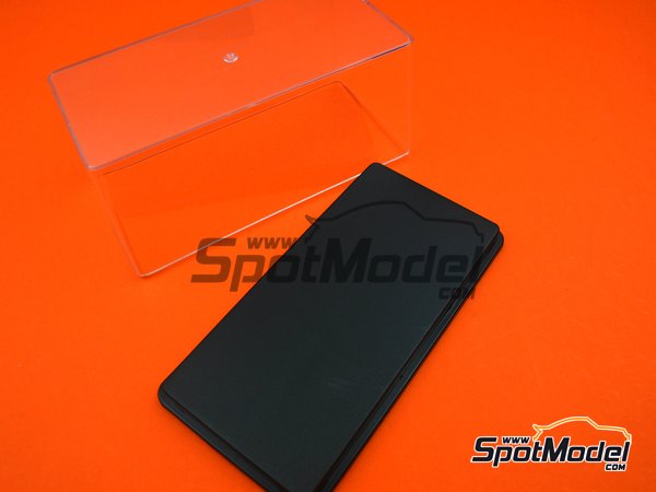 Image 2: Collector's show case | Display case in 1/43 scale manufactured by Triple9 Collection (ref.&nbsp;T9-43000, also 678565043000)