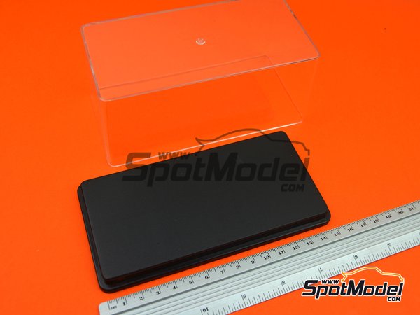 Image 4: Collector's show case | Display case in 1/43 scale manufactured by Triple9 Collection (ref.&nbsp;T9-43000, also 678565043000)