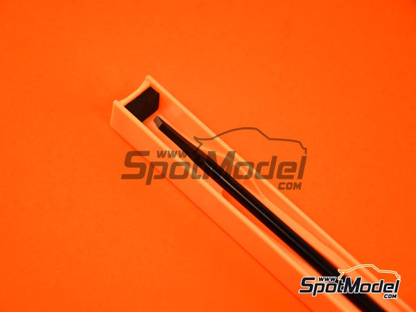 Trumpeter 09924: Scriber - Model chisel 2mm wide (ref. 09924) | SpotModel