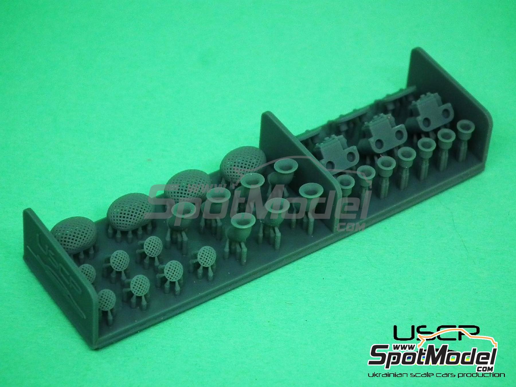 Image 5: Weber Carburetor set | Detail in 1/24 scale manufactured by USCP (ref. 24A103)