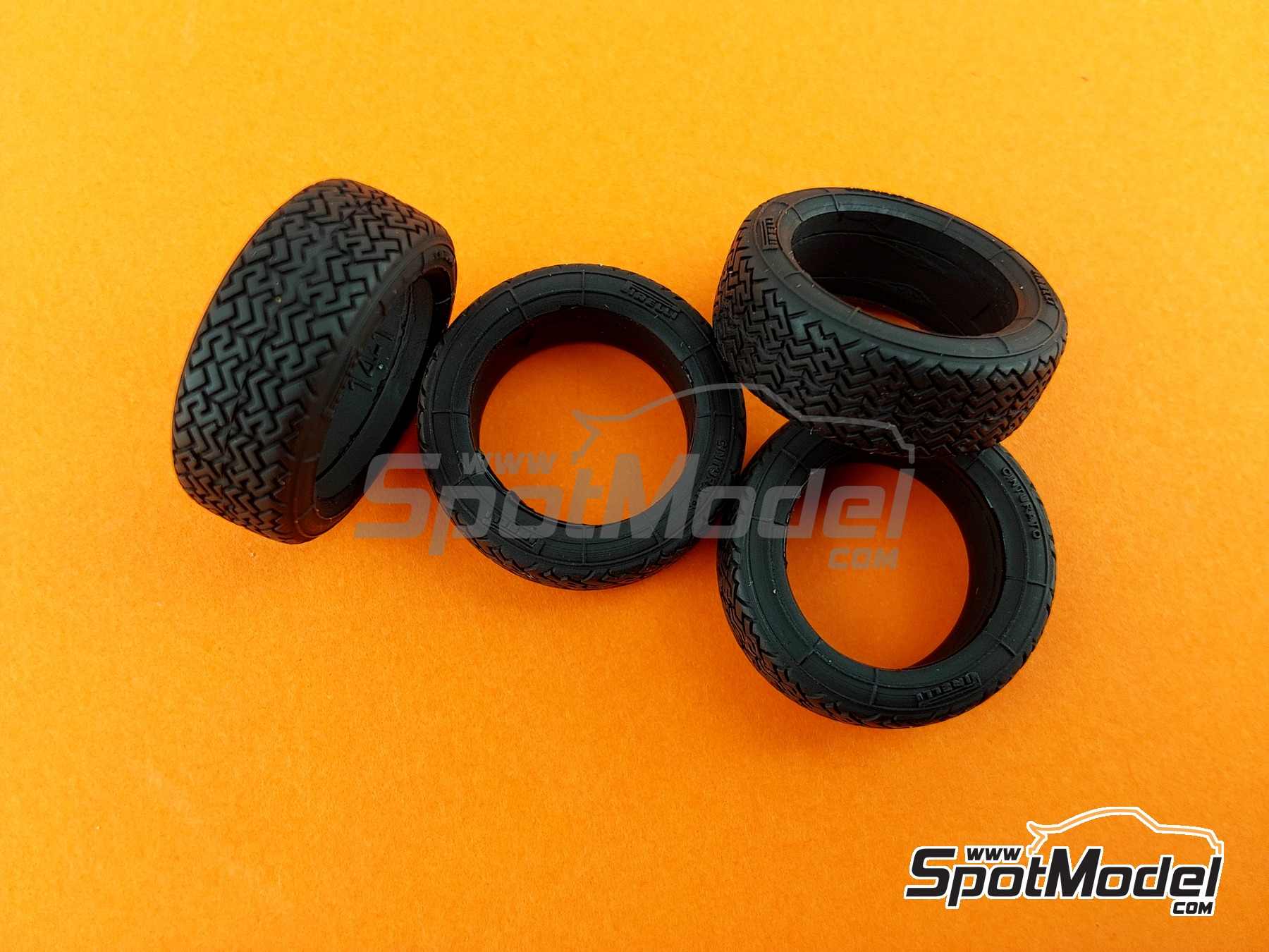 Image 9: Abarth 131 Rally 14 inch | Rims and tyres set in 1/24 scale manufactured by USCP (ref. 24P001)