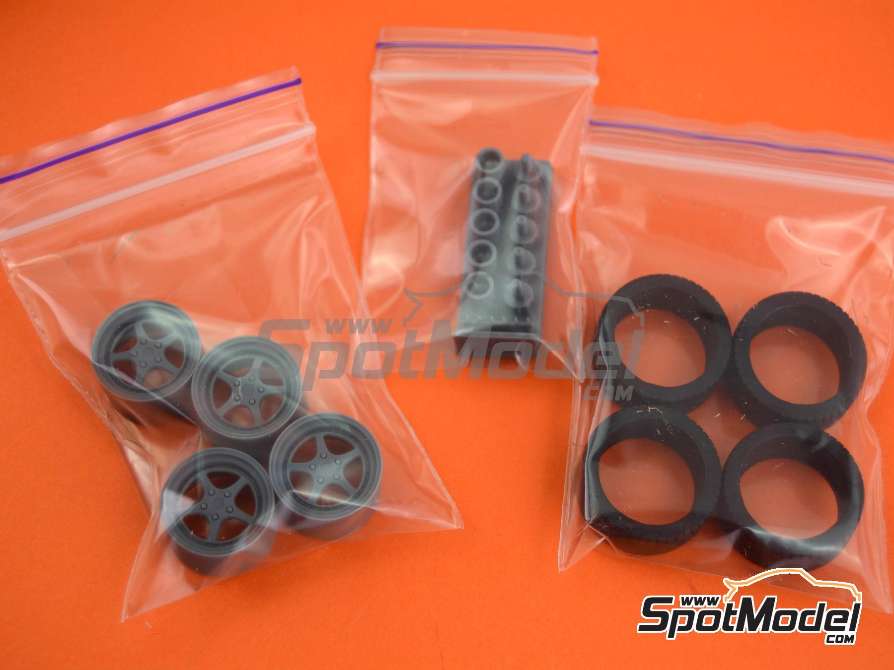 Image 5: OZ Mito 17 inch | Rims and tyres set in 1/24 scale manufactured by USCP (ref. 24P035)