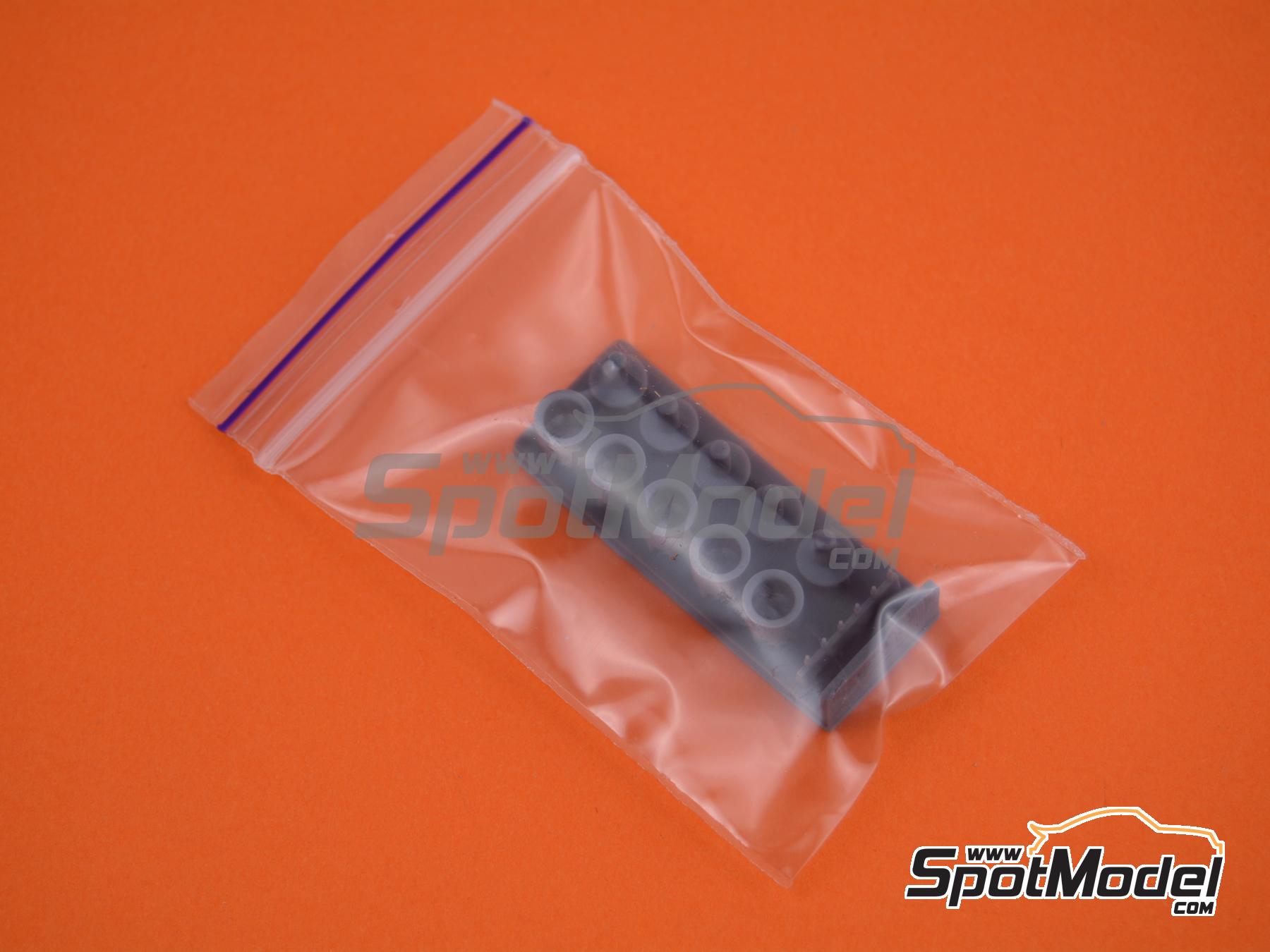 Image 6: Alpina 14 pulgadas | Set de llantas y neumáticos en escala 1/24 fabricado por USCP (ref. 24P081)