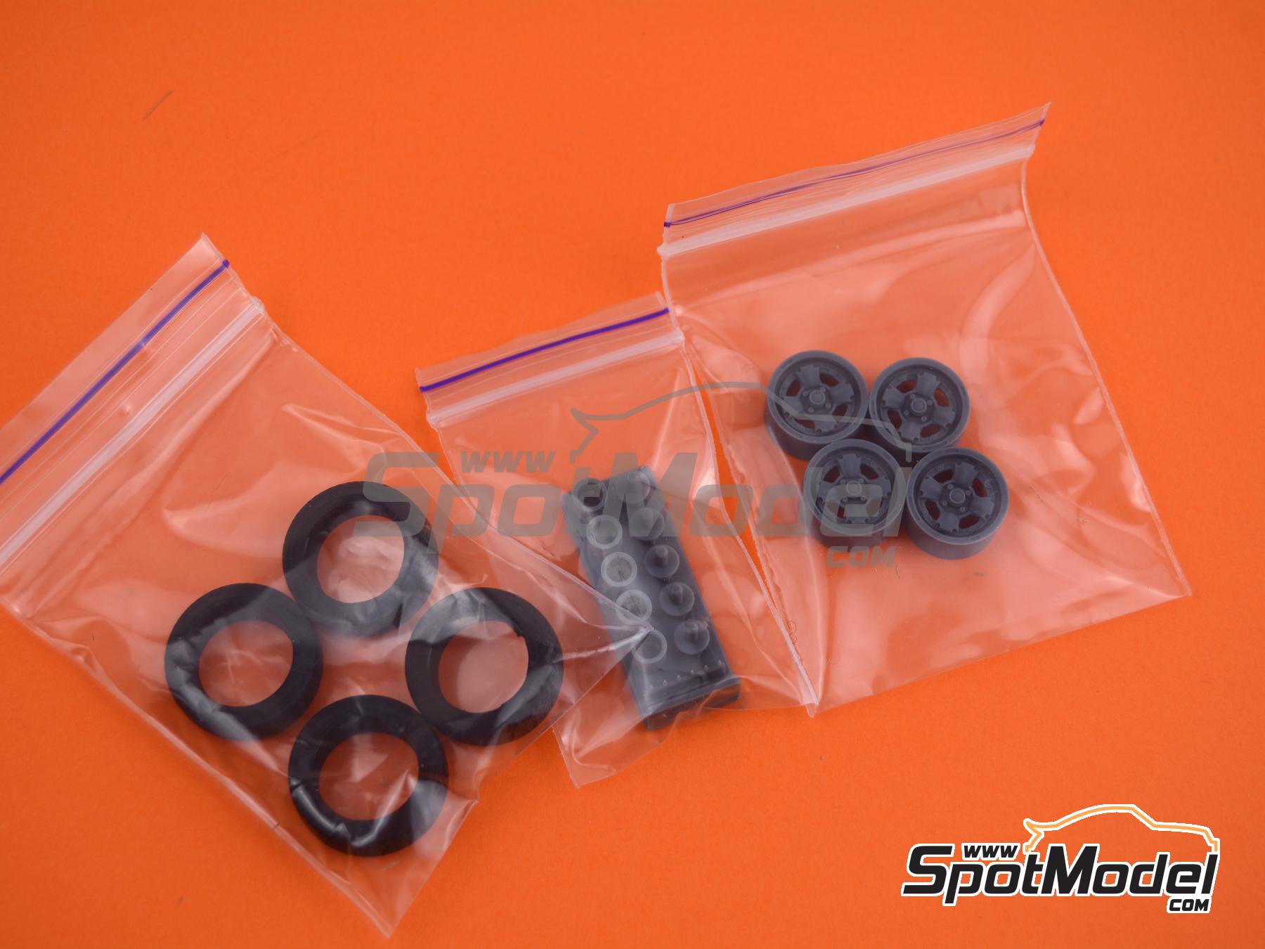 Image 6: Gotti 4 spokes 14 inches | Rims and tyres set in 1/24 scale manufactured by USCP (ref.&nbsp;24P083)