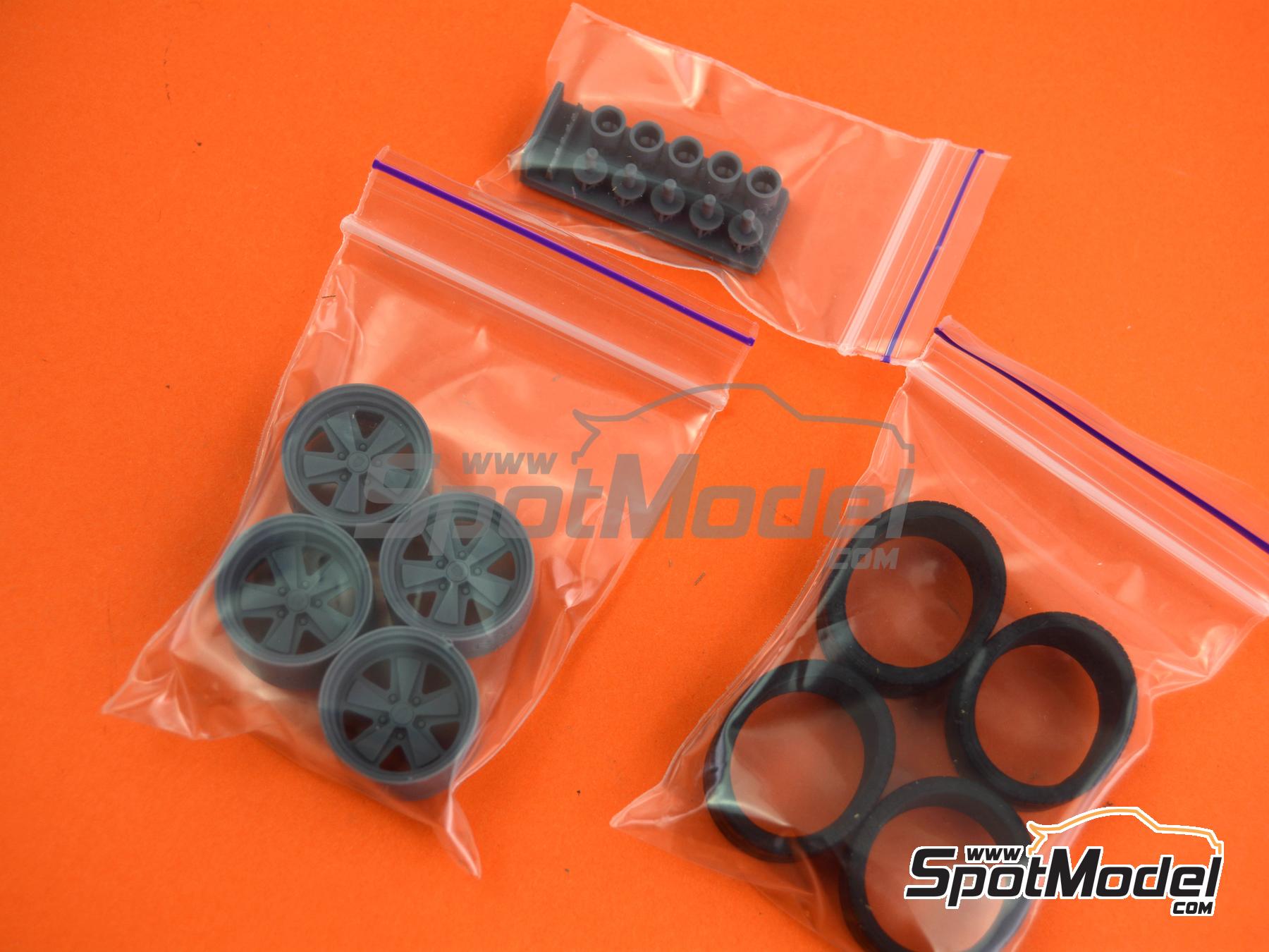 Image 6: RSR Porsche Custom 19 inch | Rims and tyres set in 1/24 scale manufactured by USCP (ref.&nbsp;24P112)