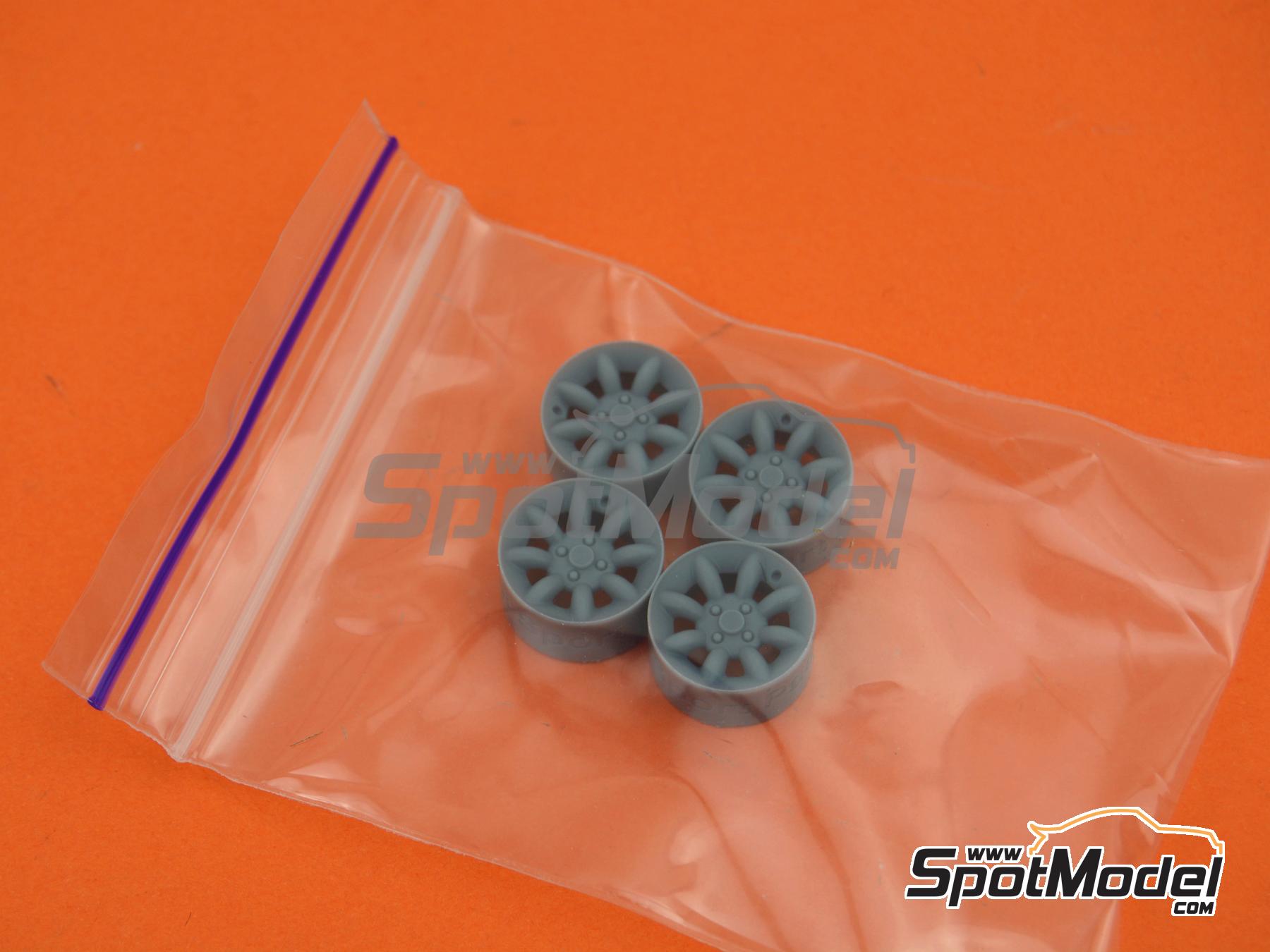 Image 11: Rover Mini Sport Pack 13 inches | Rims in 1/24 scale manufactured by USCP (ref.&nbsp;24P142)