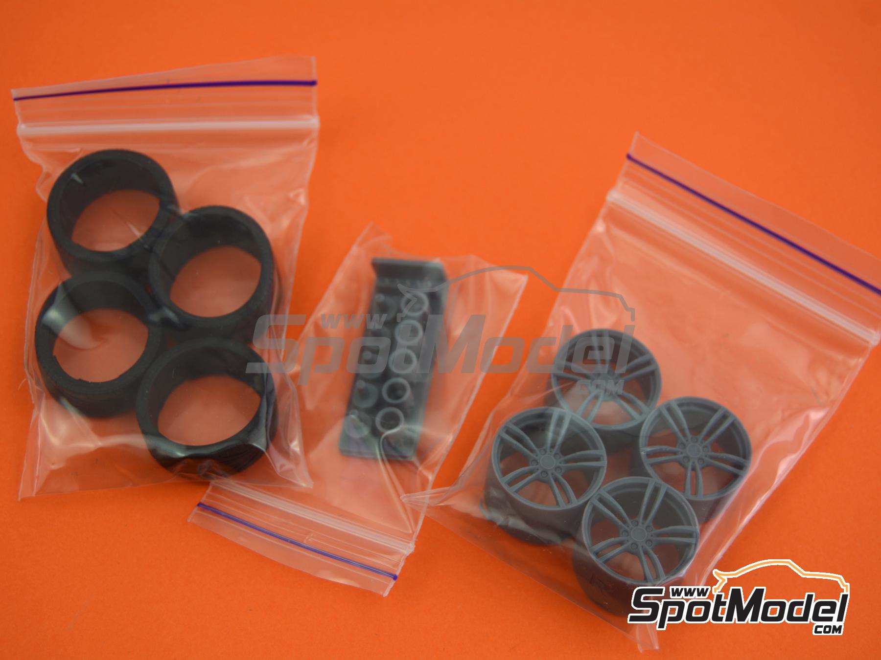 Image 7: BMW M4 styling 437 19 inch | Rims and tyres set in 1/24 scale manufactured by USCP (ref.&nbsp;24P163)