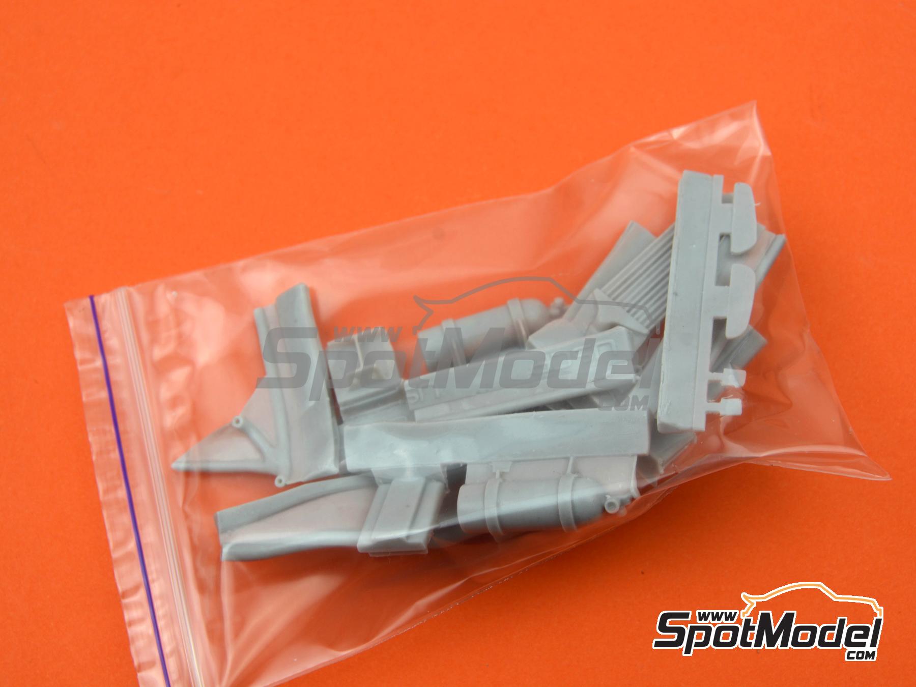 Image 23: Toyota Supra MK IV 1994 sponsored by Fast & Furious | Transkit in 1/24 scale manufactured by USCP (ref.&nbsp;24T011)