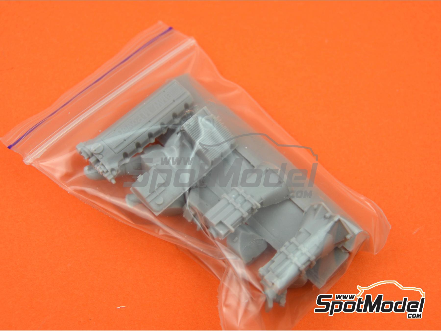 Image 16: BMW E36 S50B32 | Engine in 1/24 scale manufactured by USCP (ref.&nbsp;24T013)