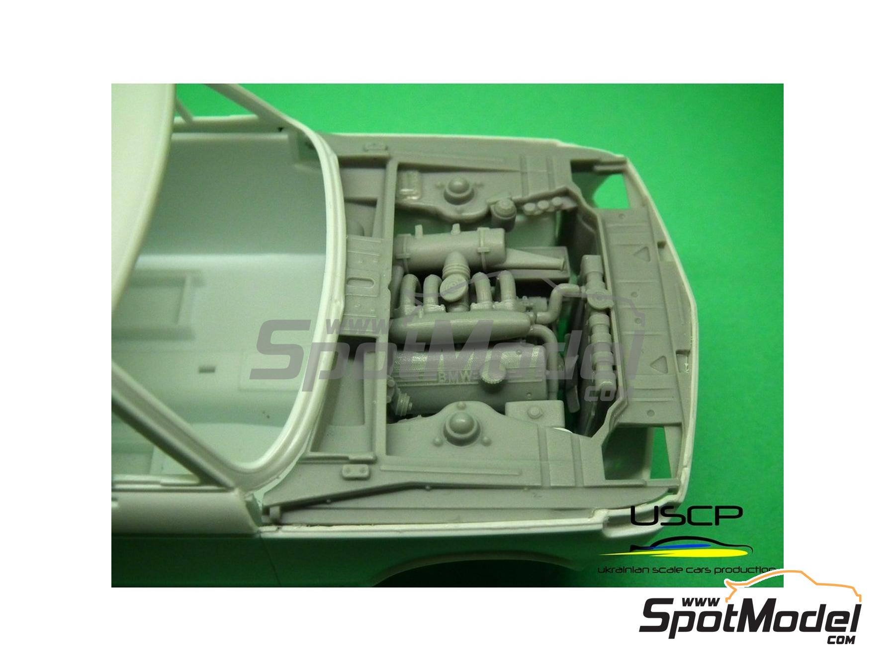 Image 6: BMW 2002 Tii | Engine in 1/24 scale manufactured by USCP (ref.&nbsp;24T024)