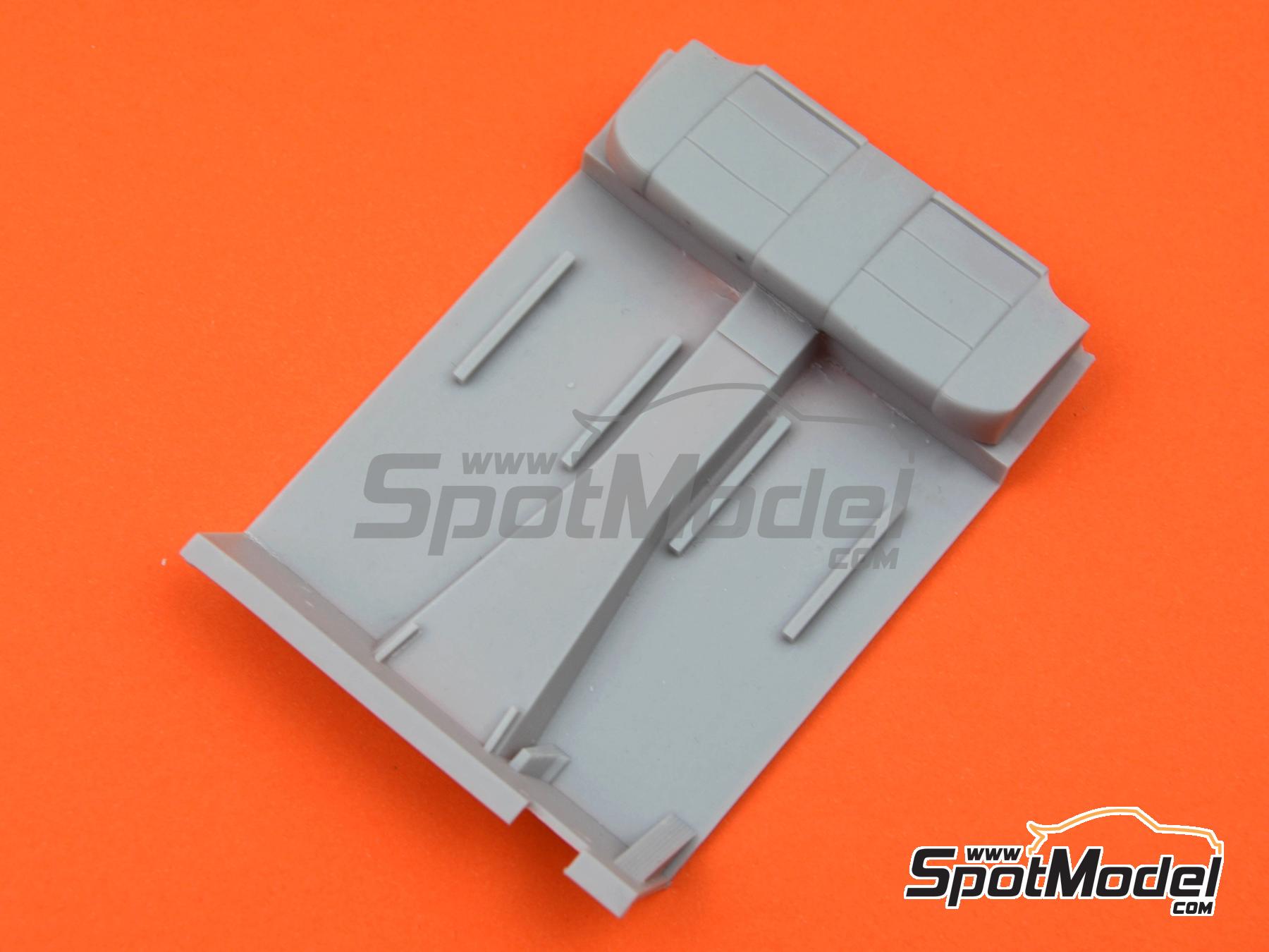 Image 22: BMW 320i e46 Street Version | Transkit in 1/24 scale manufactured by USCP (ref. 24T045)