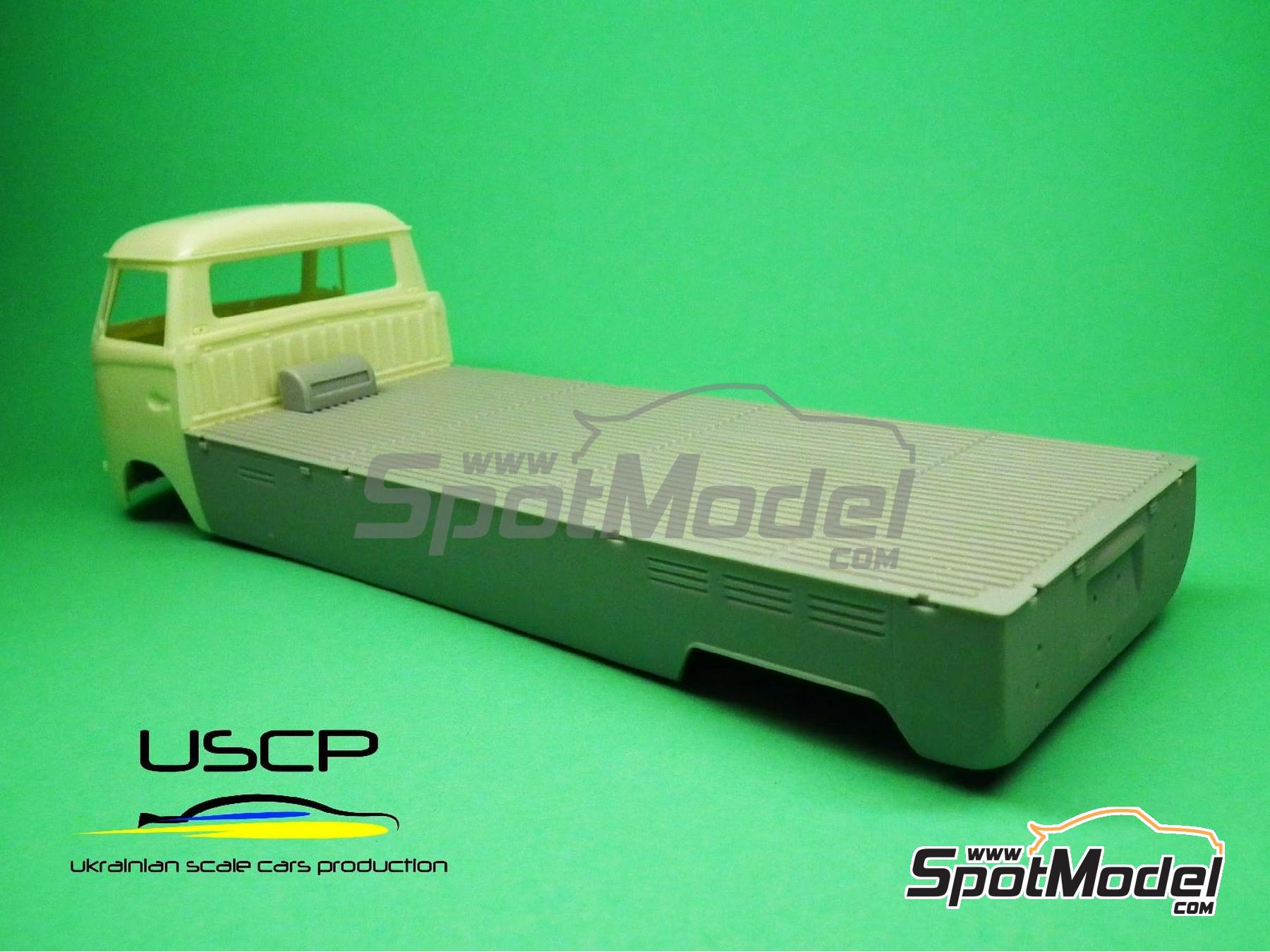 Image 13: Volkswagen Transporter T1 Renntransporter Long | Transkit in 1/24 scale manufactured by USCP (ref.&nbsp;24T039)
