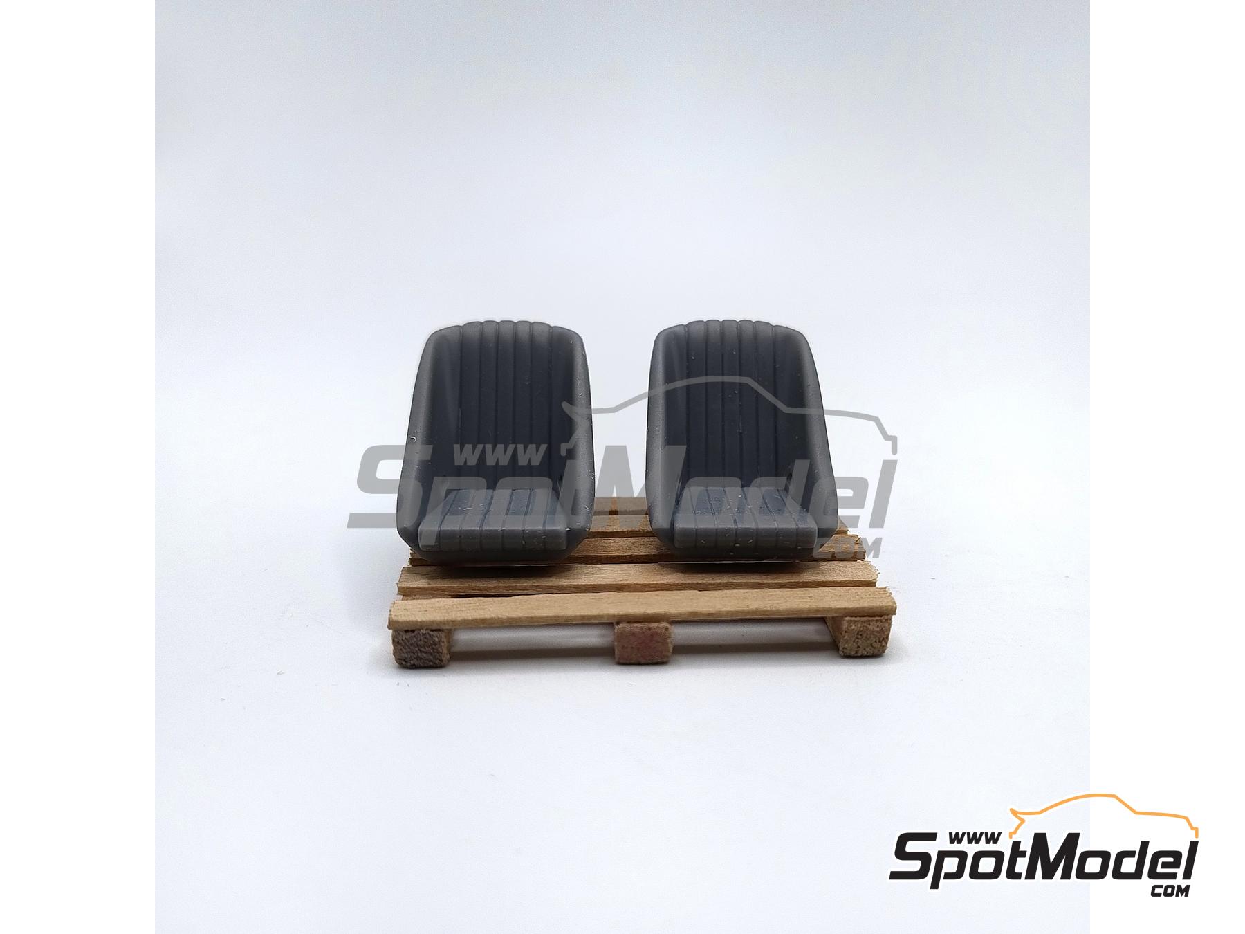 Image 2: Classic Sport seats Type 1 | Seat in 1/24 scale manufactured by Yamamoto Model Parts (ref.&nbsp;YMPTUN130)