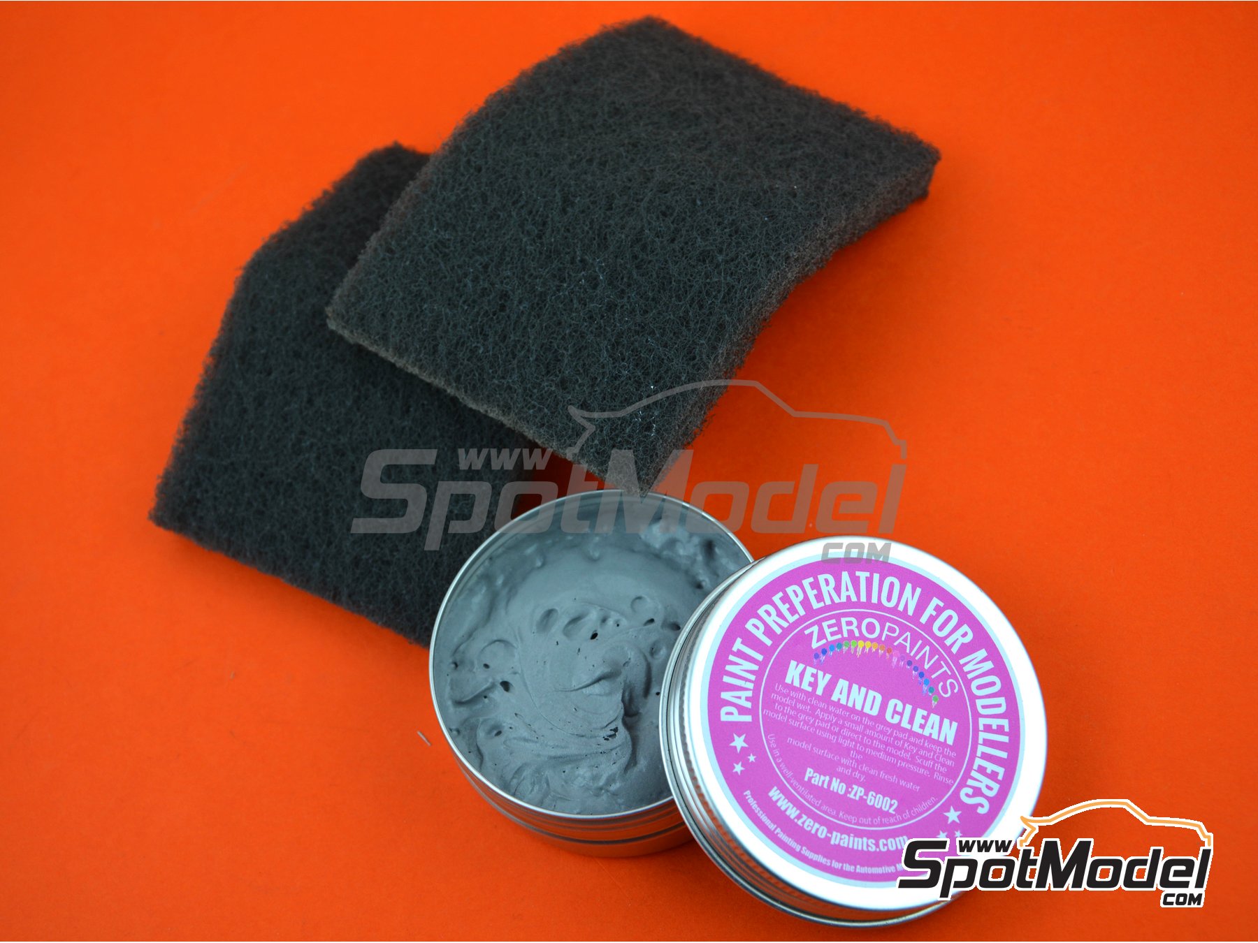 Image 2: Key and clean | Cleaner manufactured by Zero Paints (ref.&nbsp;ZP-6002)