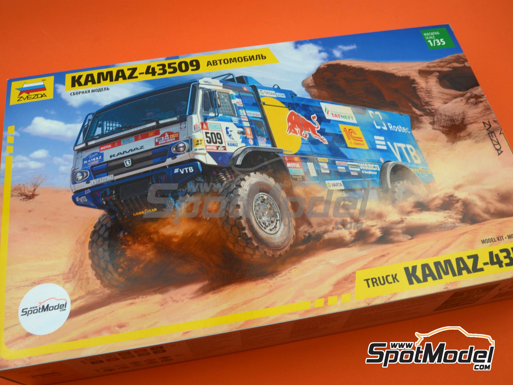 Zvezda 3657: Truck scale model kit 1/35 scale - Kamaz Master