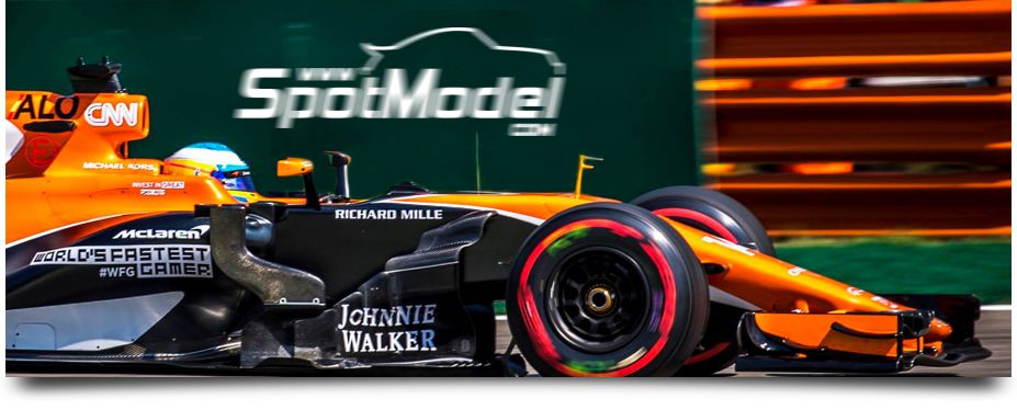 2 x McLaren