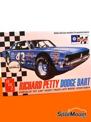 AMT: Car scale model kit 1/25 scale - Dodge Dart sponsored by Hayes Jewellers #43 - Richard Petty (US) - Nascar - National Association for Stock Car Auto Racing - plastic parts, rubber parts, assembly instructions and painting instructions
