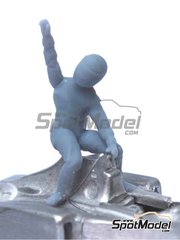 Bad Wolf Miniatures: Figure 1/43 scale - Taxi Ride 1 - 3D printed parts - for Tameo Kits reference TMK200 image