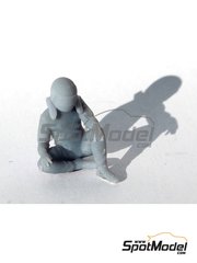 Bad Wolf Miniatures: Figure 1/43 scale - Driver sitting - George Russell (GB) - Emilia Romagna Grand Prix Formula 1 2020 - 3D printed parts image