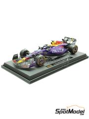 Bburago: Diecast model car 1/18 scale - RB19 Oracle RB Racing Team sponsored by Oracle #1 - Max Verstappen (NL) - Las Vegas Formula 1 Grand Prix 2023 - metal parts, plastic parts and rubber parts