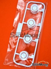 Beemax Model Kits: Spare part 1/24 scale - Nissan 240RS BS110 Group B: Sprue W - plastic parts - for Beemax Model Kits references B24014 and Aoshima 104330