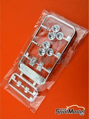 Beemax Model Kits: Spare part 1/24 scale - Audi Quattro Sport S1 Group B: Sprue E - plastic parts - for Beemax Model Kits references B24017 and 103982 image