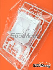 Beemax Model Kits: Pieza de reemplazo escala 1/24 - Lancia Delta S4: Piezas H, F y T - piezas de plstico - para las referencias de Beemax Model Kits B24020, 09885 y 098851