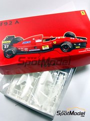 Fujimi: Car scale model kit 1/20 scale - Ferrari F92A Scuderia Ferrari Team sponsored by Marlboro #27, 28 - Jean Alesi (FR), Ivan Capelli (IT), Nicola Larini (IT) - FIA Formula 1 World Championship 1992 - plastic parts, rubber parts, water slide decals, assembly instructions and painting instructions