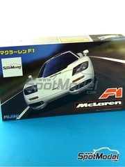Fujimi: Model car kit 1/24 scale - McLaren F1 - plastic model kit