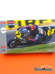 Hasegawa: Motorbike scale model kit 1/12 scale - Honda NSR500 ROC Team sponsored by Elf #7 - Dominique Sarron (FR) - Motorcycle World Championship 1989 - metal parts, plastic parts, rubber parts, water slide decals, other materials, assembly instructions and painting instructions image