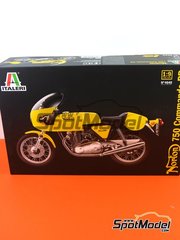 Italeri: Motorbike scale model kit 1/9 scale - Norton Commando PR 750cc #18 - metal parts, plastic parts, rubber parts, turned metal parts, water slide decals, other materials, assembly instructions and painting instructions