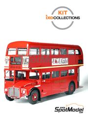 Ixo Collections: Bus scale model kit 1/12 scale - Routemaster Bus 1961 - metal parts, plastic parts, rubber parts, other materials and assembly instructions