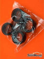 Nunu: Spare part 1/24 scale - BMW M6 GT3: Tyres - rubber parts - for Nunu reference PN24002