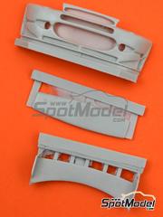 Reji Model: Transkit escala 1/24 - Ford Escort WRC - Faldn delantero y alern trasero - piezas de resina - para las referencias de Domino DMN24144 y FCD001, o las referencias de Tamiya TAM24144, TAM24153, TAM24171 y TAM24xxx