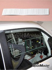 Renaissance Models: Calcas de agua escala 1/24 - Ventanillas de guillotina para cristales de plexiglass - 16 unidades