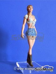 Scale Production: Figure 1/24 scale - Brooke - resin parts