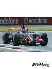 Tameo Kits: Maqueta de coche escala 1/43 - McLaren MP4/22 Equipo McLaren Racing Limited patrocinado por Vodafone N� 1, 2 - Fernando Alonso (ES), Lewis Hamilton (GB) - Gran Premio de F�rmula 1 de Italia 2007 - fotograbados, piezas de goma, piezas de metal torneado, calcas de agua, piezas de metal blanco y manual de instrucciones