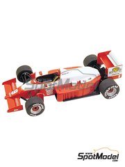 Tameo Kits: Maqueta de coche escala 1/43 - Zakspeed ZK861 Equipo Zakspeed F1 patrocinado por West N� 14 - Martin Brundle (GB), Christian Danner (DE) - Gran Premio de F�rmula 1 de Brasil 1987 - fotograbados, piezas de goma, piezas de metal torneado, calcas de agua, piezas de metal blanco, manual de instrucciones y calcas de sponsors de tabaco