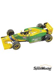 Tameo Kits: Maqueta de coche escala 1/43 - Benetton Ford B193B Equipo Benetton Formula Ltd patrocinado por Nordica Camel N� 5, 6 - Michael Schumacher (DE), Riccardo Patrese (IT) - Gran Premio de F�rmula 1 de Portugal 1993 - fotograbados, piezas de goma, piezas de metal torneado, calcas de agua, piezas de metal blanco, manual de instrucciones y calcas de sponsors de tabaco