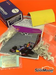Tameo Kits: Maqueta de coche escala 1/43 - RB10 patrocinado por Infiniti N� 2 - Daniel Ricciardo (AU) - Gran Premio de F�rmula 1 de Canada 2014 - fotograbados, piezas de goma, piezas de metal torneado, calcas de agua, piezas de metal blanco y manual de instrucciones