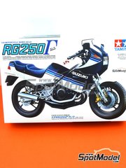 Tamiya: Motorbike scale model kit 1/12 scale - Suzuki RG250 Gamma - plastic parts, rubber parts, water slide decals, assembly instructions and painting instructions