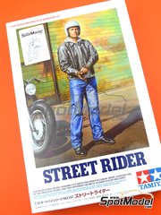 Tamiya: Figure 1/12 scale - Street Rider Figure - plastic parts, assembly instructions and painting instructions