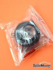 Tamiya: Spare part 1/12 scale - Honda CBR1000RR-R Fireblade SP: Tyres - rubber parts and other materials - for Tamiya reference TAM14138