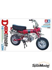 Tamiya: Motorbike scale model kit 1/6 scale - Honda Dax ST70 Export 1970 - metal parts, plastic parts, rubber parts, water slide decals, assembly instructions and painting instructions
