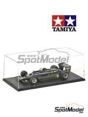 Tamiya 1:12 Scale Built Honda Ra272 F1 #11 Ritchie Ginther Model Car White  & Red